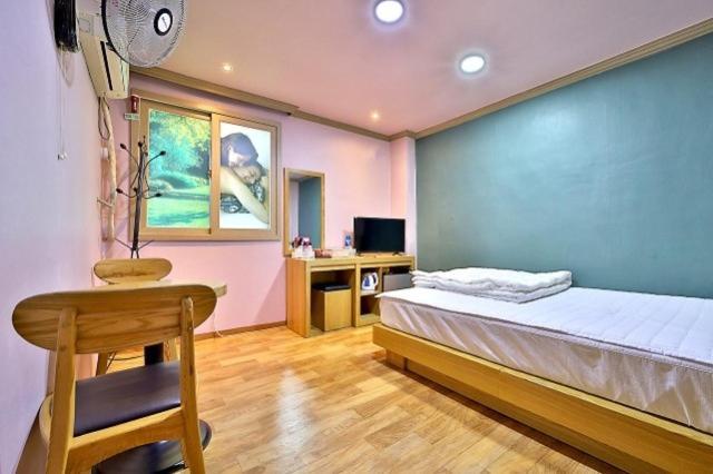 Daegu Bisan-Dong Villa Motel Chambre photo