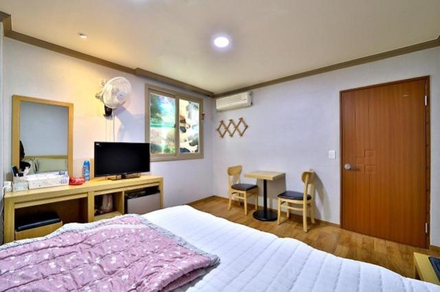 Daegu Bisan-Dong Villa Motel Chambre photo